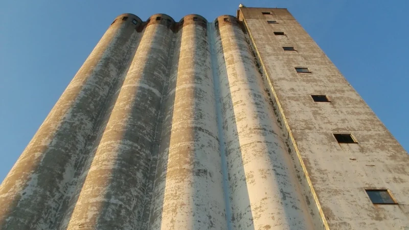 Szamba betonowe 2000 l – solidne rozwiązanie dla Twojej posesji